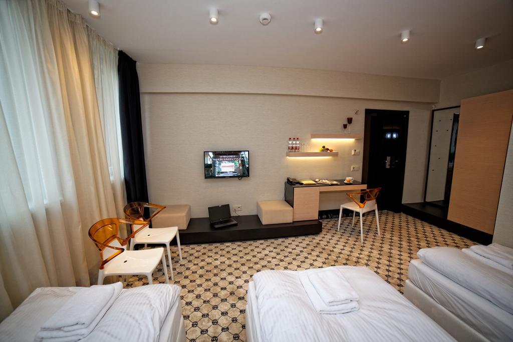 Hotel Martina ชนิน ห้อง รูปภาพ