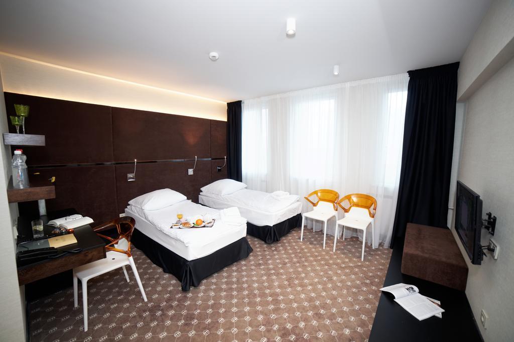 Hotel Martina ชนิน ห้อง รูปภาพ