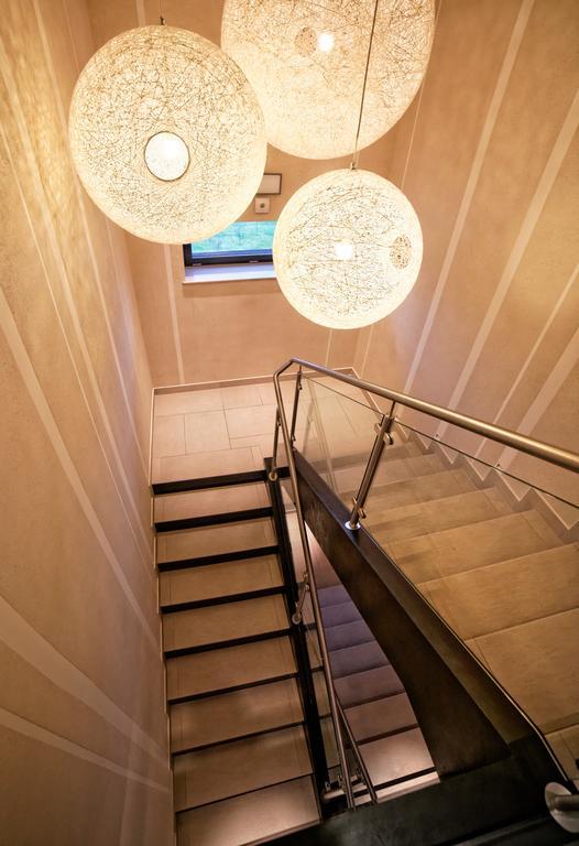 Hotel Martina ชนิน ภายนอก รูปภาพ